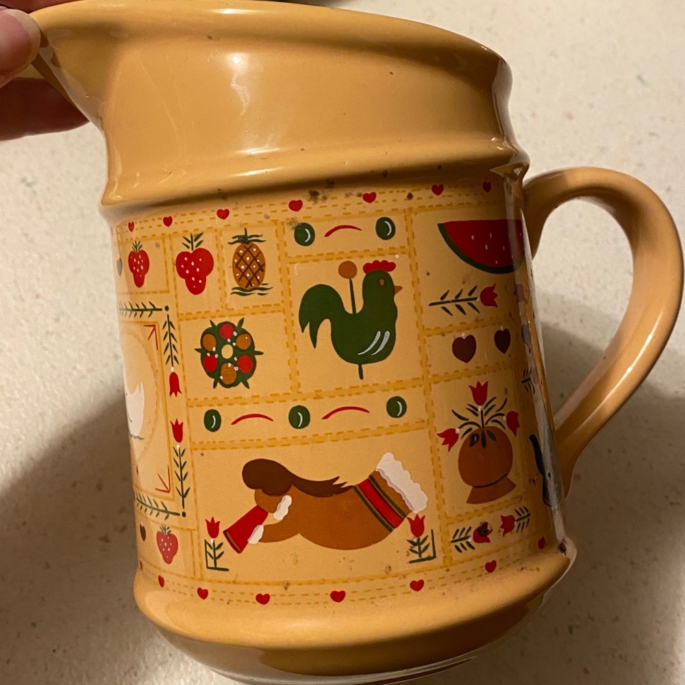 Vintage Beverly Baker Christmas Quilt Pitcher Cottagecore Ducks Strawberries - Picture 4 of 9